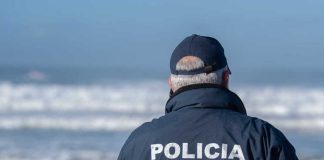 Pai e filha morrem afogados na Praia da Foz, em Sesimbra