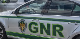 Jovem de 19 anos morre e outros dois ficam feridos na sequência de disparos em Almada