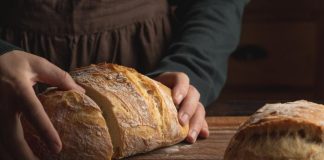 Pão fica mais caro em 2024 devido aos custos de produção