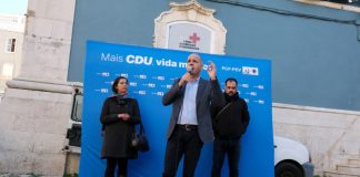 CDU exige redução do valor do passe para 20 euros e aponta à gratuitidade