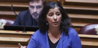 PCP questiona ministra do Trabalho sobre recurso a ‘lay-off’ na Autoeuropa