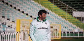 José Pedro deixa comando técnico do Vitória FC