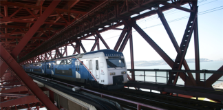 AMT pediu informação sobre perturbações nos comboios da Fertagus