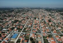 Famílias afetadas por cortes de energia em Fernão Ferro vão receber apoio jurídico Dsc 9543