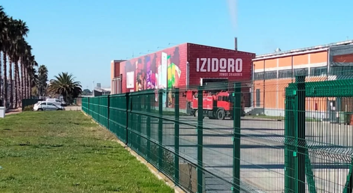 43e8f258cb358acaeb587c8f816da475 43e8f258cb358acaeb587c8f816da475