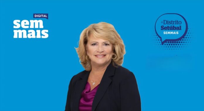 12Maria das Dores Meira