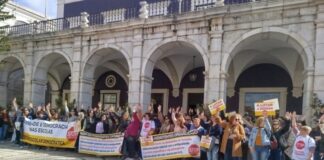 Profissionais das escolas de Setúbal em greve por melhores condições de trabalho STOP