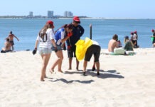 Limpeza de praia e bandeira ECO XXI marcam Dia do Ambiente em Setúbal Dia Mundial do Ambiente Limpeza de praia com o Programa Mares Circulares (8)