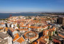 Assembleia Municipal de Almada aprecia moção de censura ao executivo Almada