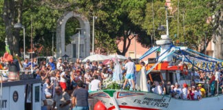 Festividades animam a península de Setúbal na época estival Cirio Fluvial das Festas de Nossa Senhora do Rosario de Troia 2024