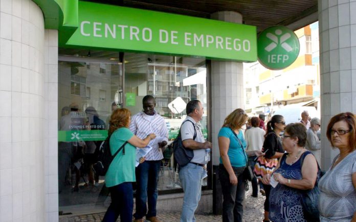 Emprego Emprego